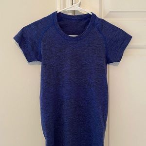 Lulu lemon workout top Size:2/4